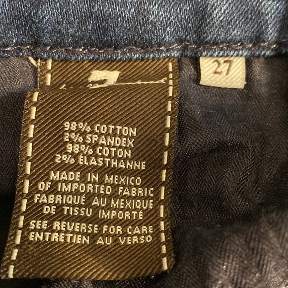 7 for all mankind boot cut flare jeans. Size 27. Medium wash. Faded front. - Picture 16 of 16